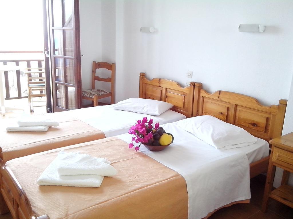 Hotel Erato Chorefton Camera foto